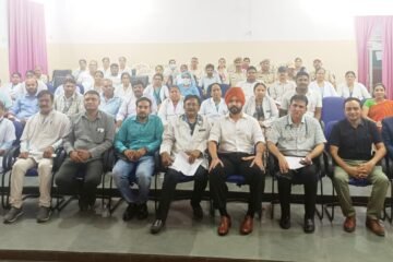 आरएनटी मेडिकल कॉलेज उदयपुर में फायर सेफ्टी वीक का भव्य शुभारंभ