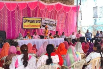 सामाजिक सुरक्षा पेंशन के पीपीओ सौंपे, 13 विभागों की योजनाओं की दी जानकारी