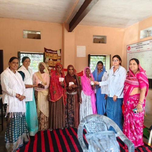 भीलवाड़ा : धरती आबा जनजातीय ग्राम उत्कर्ष अभियान में आमजन ने उठाया स्वास्थ्य सेवाओं का लाभ