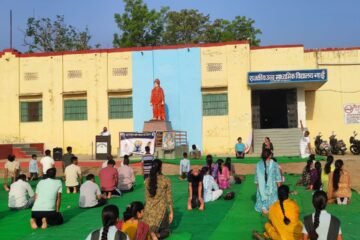 अंतरराष्ट्रीय योग दिवस पर राउमावि नाई में योग कार्यक्रम आयोजित