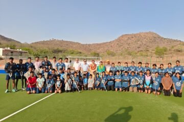 संभागीय आयुक्त ने किया ग्रीष्मकालीन लेक्रोज प्रशिक्षण शिविर का अवलोकन, खिलाड़ियों का बढ़ाया उत्साह
