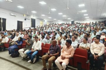 आरएनटी मेडिकल कॉलेज में मुद्रा विज्ञान पर व्याख्यान आयोजित