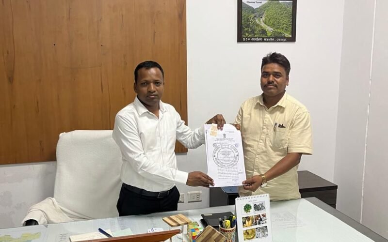 ग्रामीण सेवा शिविर- 2026 की ऐतिहासिक सफलताः आधी सदी से लंबित प्रकरण का समाधान, लगभग 300 परिवारों को मिलेगा मालिकाना हक