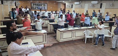 निगम परिसर में प्लास्टिक मुक्त शहर का लिया संकल्प