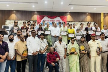 विद्याश्री सम्मान समारोह में मेधावियों का हुआ सम्मान