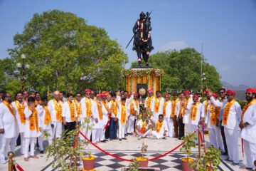जपूत महासभा संस्थान ने ढोल-नगाड़ों की थाप पर निकाली वाहन रैली, मोती मगरी पर महाराणा प्रताप को किया नमन