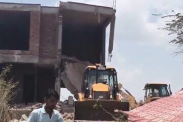 यूडीए ने हवालाखुर्द में बुलडोजर चला सरकारी भूमि को कराया अतिक्रमणमुक्त