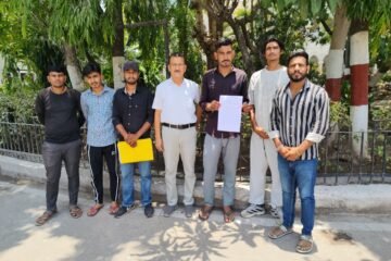 स्मार्ट मीटर लगाने वाले कर्मचारियों को बिना वेतन दिए कम्पनी प्रबंधन फरार