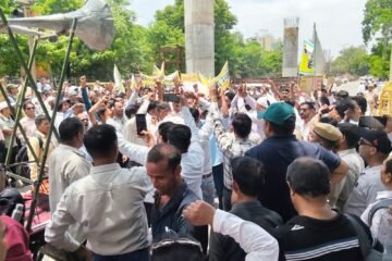 पंचायत शिक्षक विद्यालय सहायक संघ ने निकाली संभाग स्तरीय आक्रोश रैली