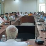फोन नहीं उठाने पर शहर विधायक ने जताया आक्रोश, अधिकारियों ने कहा कॉल सेंटर होंगे दुरूस्त