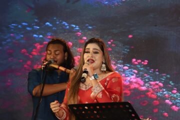 अनाहत में गूंजे सुरों के अनमोल रंगःस्नेहा शंकर की जादुई आवाज ने श्रोताओं को किया मंत्रमुग्ध