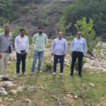 विस्थापितों के पुनर्वास के लिए भूखंड आवंटन के संबंध में बैठक