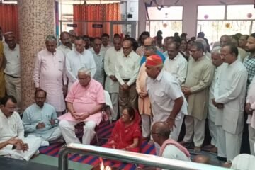 भारतीय प्राकृतिक चिकित्सा पद्धति रोगों के निदान पर कार्य करती है: भैयाजी जोशी