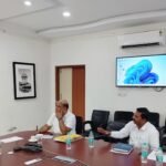 जिला कलेक्टर ने पीएचईडी अधिकारियों की ली बैठक