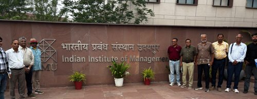 आईआईएम उदयपुर बनेगा हरित परिसर का मॉडल, ग्रीन पीपल सोसायटी ने तैयार की पौधारोपण की कार्ययोजना
