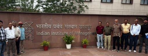 आईआईएम उदयपुर बनेगा हरित परिसर का मॉडल, ग्रीन पीपल सोसायटी ने तैयार की पौधारोपण की कार्ययोजना