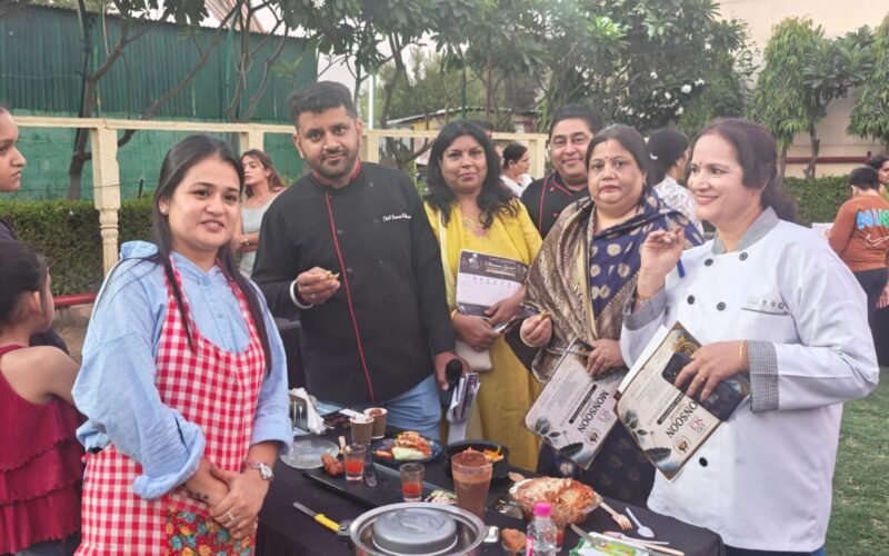 उदयपुर मास्टर शेफ मॉनसून स्पेशल प्रतियोगिता में रुचि चोरड़िया बनीं विजेता