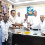 सांसद मन्नालाल रावत से मिला सिंधी समाज, भूपाल हाउसिंग सोसायटी के 396 वंचित परिवारों को भूखंड दिलाने की मांग की