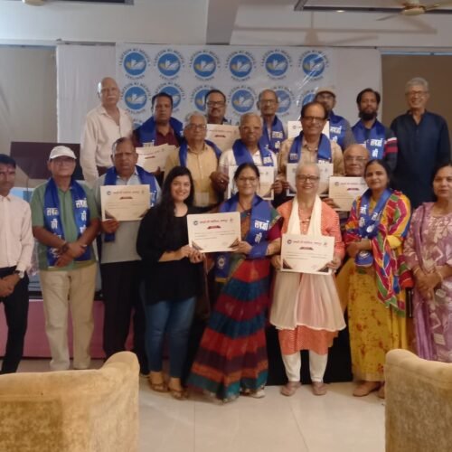 लफ़्ज़ों की महफ़िल की मासिक काव्य गोष्ठी सम्पन्न, हास्य रचनाओं से गूंजा सभागार