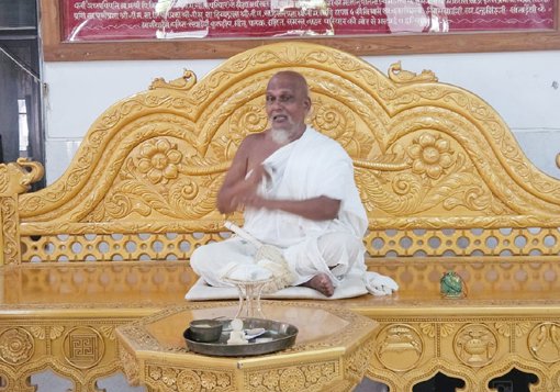 परमात्मा को वही जीवन प्रिय है जिसमें करुणा से भरी आंखें, श्रद्धा से झुका हुआ मस्तक हो : आचार्य मुक्तिसागर सूरीश्वर