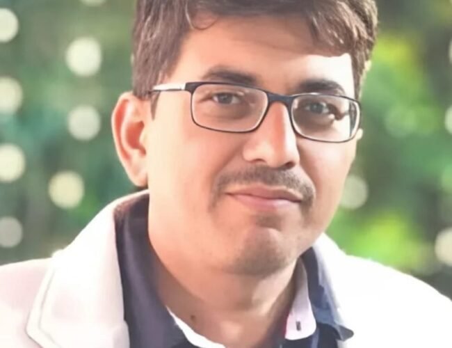 नाम मनुष्य है, लेकिन मानवता लापता है