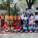 रोटरी क्लब उदय ने थियोसोफिकल सोसाइटी के कर्मचारियों एवं मूक-बधिर बच्चों का किया सम्मान