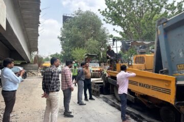 एलिवेटेड रोड के आसपास प्रगतिरत पेचवर्क कार्य का निगम उपायुक्त ने किया औचक निरीक्षण
