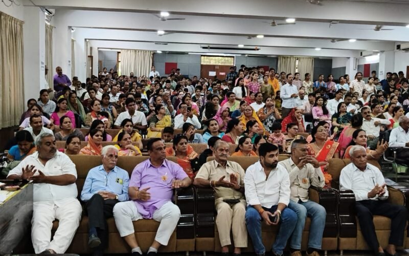 धूमधाम से मनाया गया विप्र सेना का स्थापना दिवस, 639 प्रतिभाओ का किया सम्मान