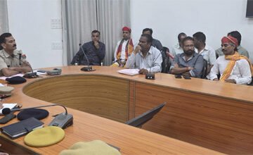 भगवान जगन्नाथ स्वामी की रथ यात्रा की तैयारियो को लेकर जिला कलेक्टर कार्यालय मे हुई बैठक
