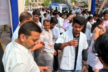 चिकित्सकों का सम्मान केवल परम्परा नहीं, समाज की कृतज्ञता का संस्कार है