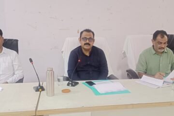 राजसमंद : चिकित्सा अधिकारी राष्ट्रीय कार्यक्रमो की नियमित समीक्षा करें – जिला कलक्टर श्री अरुण कुमार हसीजा