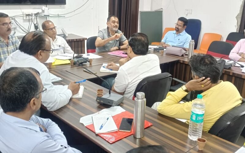 राजसमंद में मातृ एवं शिशु स्वास्थ्य सेवाओं की समीक्षा बैठक