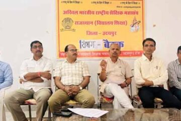 स्कूलों को राजनीति का अखाड़ा नहीं बनने देंगे : पुष्करणा