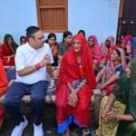 ’मुख्यमंत्री का झाड़ोल के बीड़ा गांव में प्रातः भ्रमण