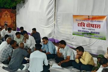 झाड़ोल क्षेत्र के दौरे पर रहे जिला कलेक्टर अग्रवाल