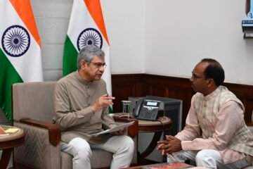 सांसद डॉ रावत ने की रेल मंत्री से मुलाकात, उदयपुर की रेल संबंधी बडी मांगों को रखा, नई रेल सुविधाओं की भी मांग की