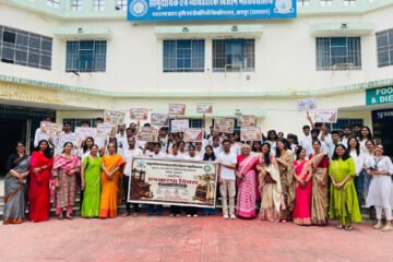 राष्ट्रीय हथकरघा दिवस पर एमपीयूएटी में निकली जागरूकता रैली, ‘वोकल फॉर लोकल’ का दिया संदेश