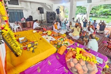 दो दिवसीय अखण्ड रामायण पाठ की हुई स्थापना