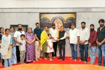 18 दिनों में 900 किमी पैदल चलकर शिरडी पहुंचे मोहित आचार्य
