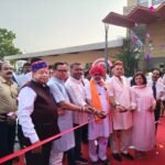 पार्श्वनाथ ट्रावेल्स की उदयपुर—अहमदाबाद बुलेट लग्जरी बस शुरू