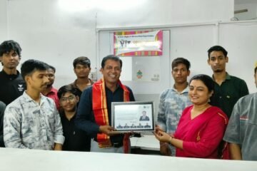 बीसीआई एजुकेशन की वर्कप्लेस विजिट द वीआईटी कंप्यूटर एजुकेशन में संपन्न