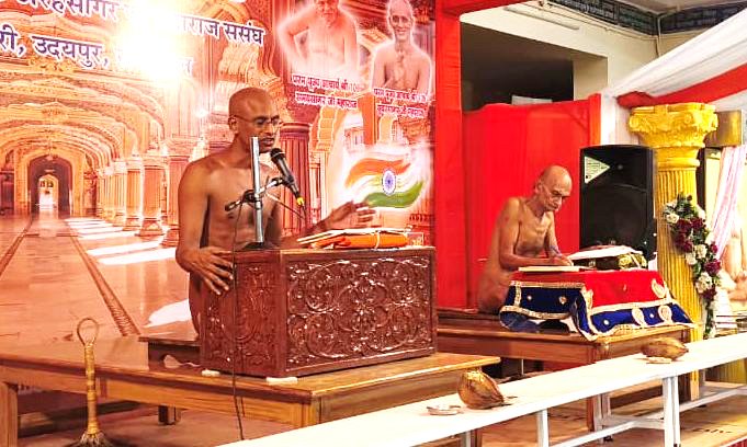 उदयपुर जैन चातुर्मास में मुनि अरहसागर महाराज का प्रवचन