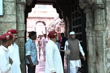 मेवाड़ की गौरवगाथा से रूबरू हुए राज्यपाल