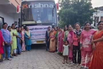 मातुश्री क्लब की 42 महिलाओं ने किया धार्मिक यात्रा व पिकनिक का आयोजन