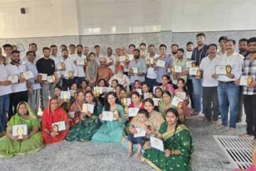 सगस जी, कल्लाजी बावजी के जन्मोत्सव पर स्वैच्छिक रक्तदान शिविर में 204 यूनिट रक्तदान एवं ध्वजारोहण कार्यक्रम हुआ
