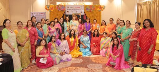 सावन उत्सव में सजी संस्कृति की रंगीन छटा, उर्मिला जैन बनीं सावन क्वीन
