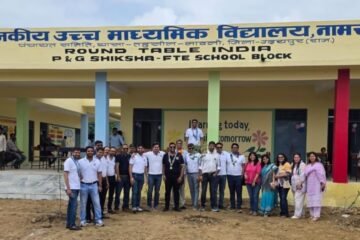 450 विद्यार्थियों को मिली शिक्षा की नई सौगात, राउंड टेबल इंडिया ने 9 कक्षाओं का किया उद्घाटन