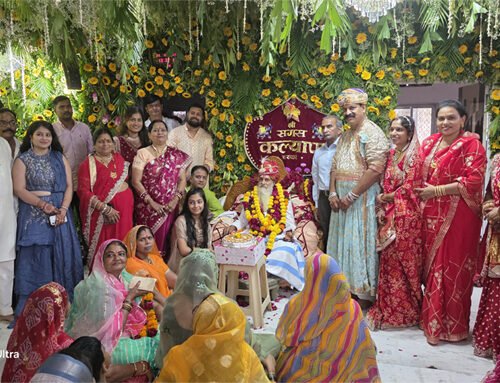 जोगपोल मंडी के नाल उदयपुर स्थित सगस जी बावजी के जन्मोत्सव पर भक्तों की दर्शनों के लिए लगी लंबी कतार