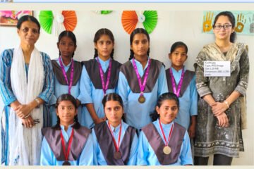 दंगल में बेटियों का जलवाः आठ पदकों के साथ छात्राओं ने रचा इतिहास
