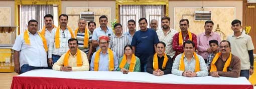 हलवाई बंधुओं के सम्मान समारोह की तैयारियों को लेकर बैठक, आयोजन को भव्य बनाने पर मंथन
